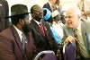 Le fondateur de CSI Hansjürg Stückelberger avec Salva Kiir, le président actuel du Sud Soudan. (csi)