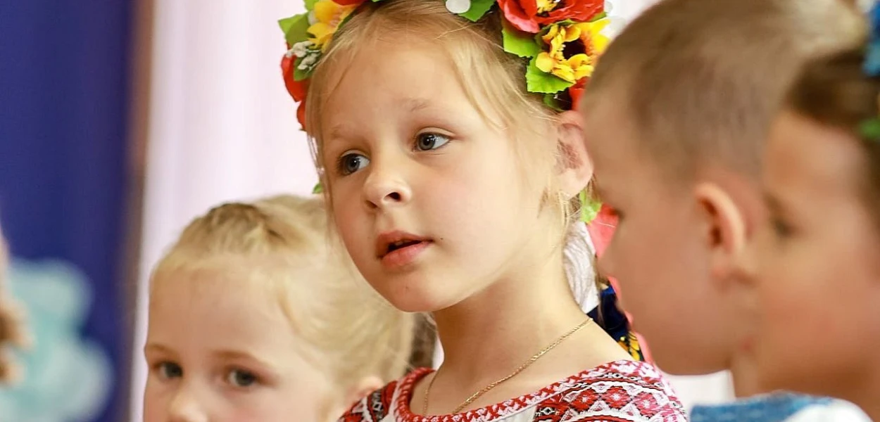 Les enfants déplacés ont pu se ressourcer au jardin d’enfants de Jytomyr et s’investir pleinement lors de la fête. spe